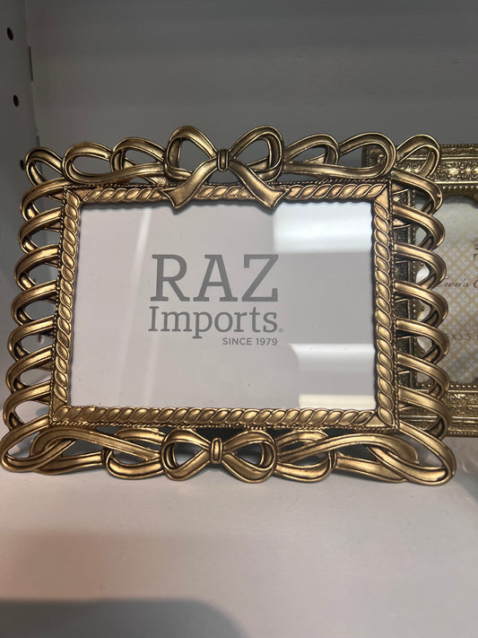 Bow Picture Frame 6.75"